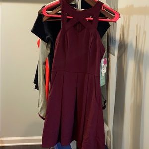 Speechless sleeveless wine dress w/pockets